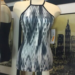 NWT KOS USA exercise top